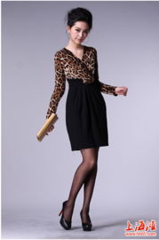 正品外貿(mào)服飾 高品質(zhì)貨源，低價(jià)折扣批發(fā)零售